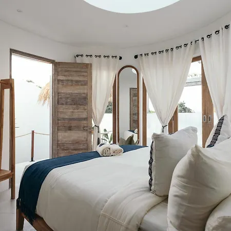 Makaii Tiny Villas With Private Pools